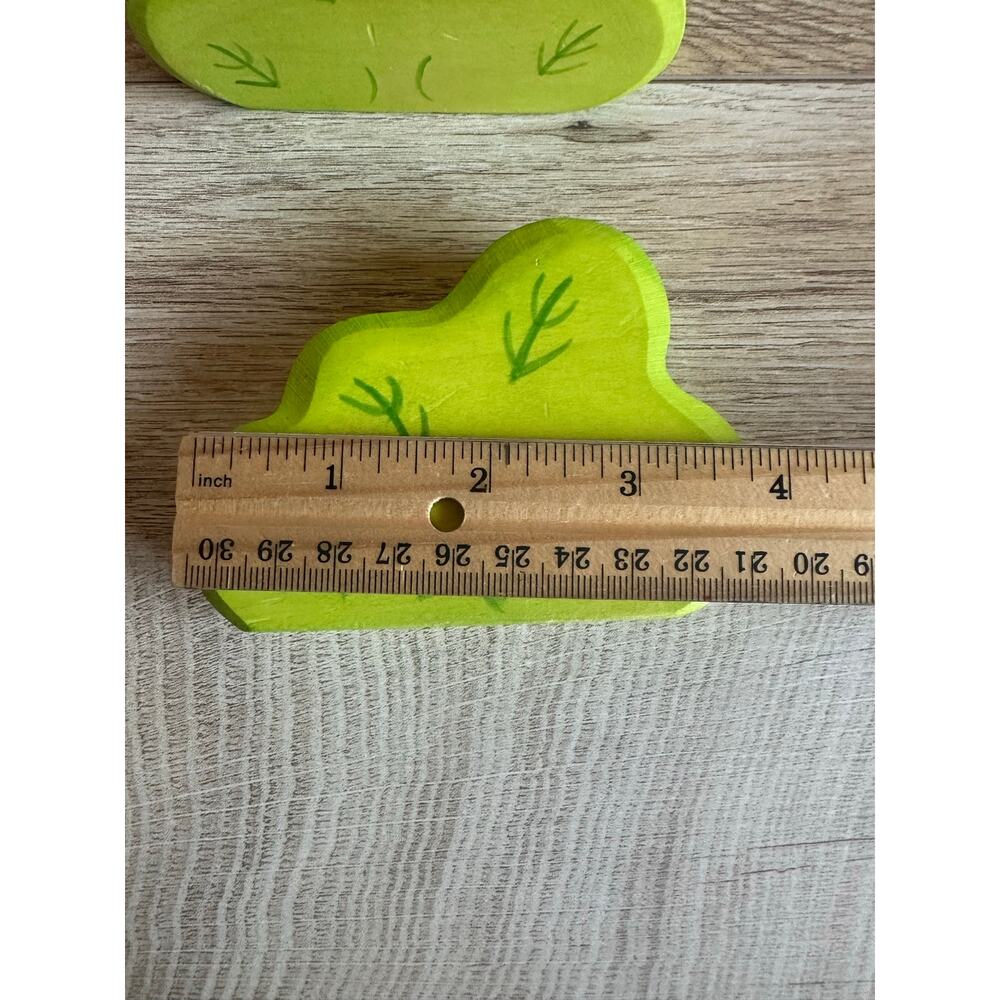 Holztiger Set of 2 Wooden Bushes Green - Picture 8 of 8